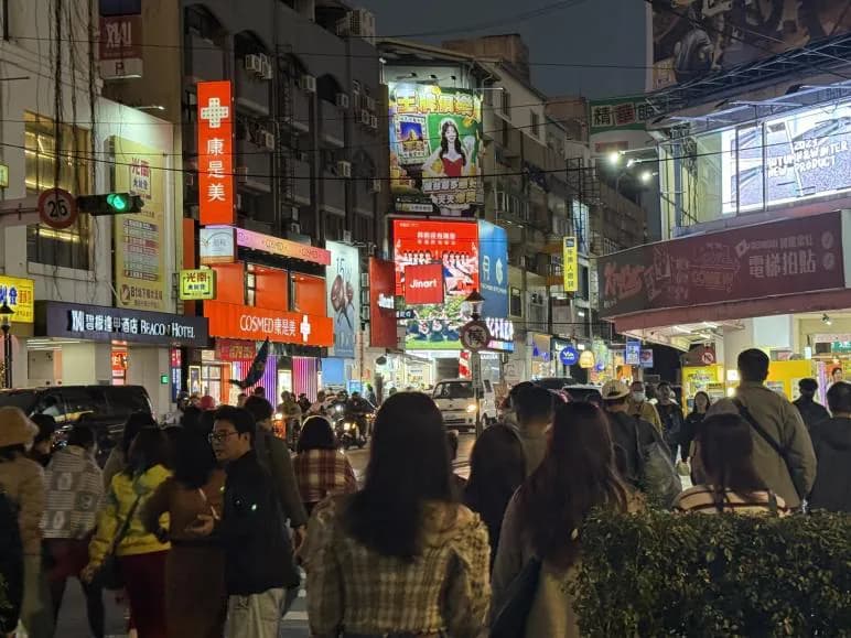 台中逢甲夜市（逢甲大學前）