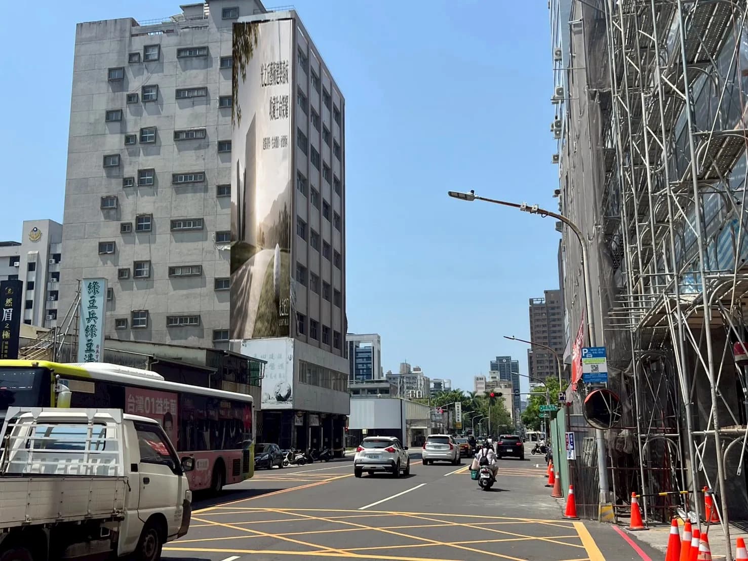 中正/成功路口｜前金商業金融中心